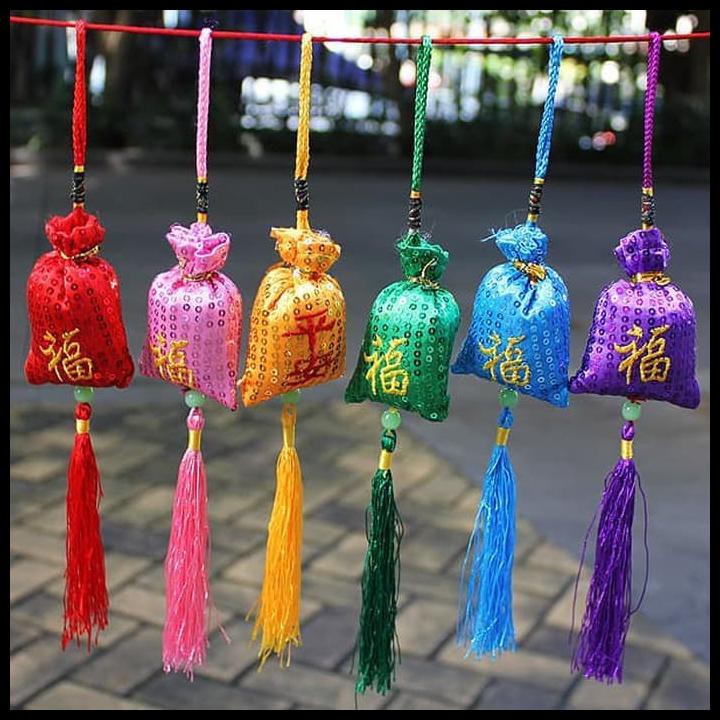 

Promo Special Hiasan Imlek/Angpao Imlek Gantungan Hoki Kantong Fu Gliter Imlek