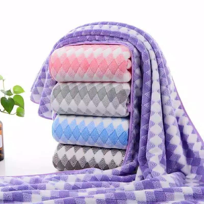 Handuk Mandi Dewasa Salur 140x70cm / Handuk Mandi 70 140 Murah / Handuk Mandi Quick Dry Microfiber Super Lembut / Handuk Zig Zag Lembut / Handuk Mandi Dewasa / Handuk Mandi Microfiber Dewasa / Handuk Mandi Anak / Handuk Jumbo