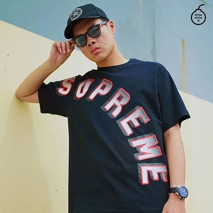 supreme gradient arc tee