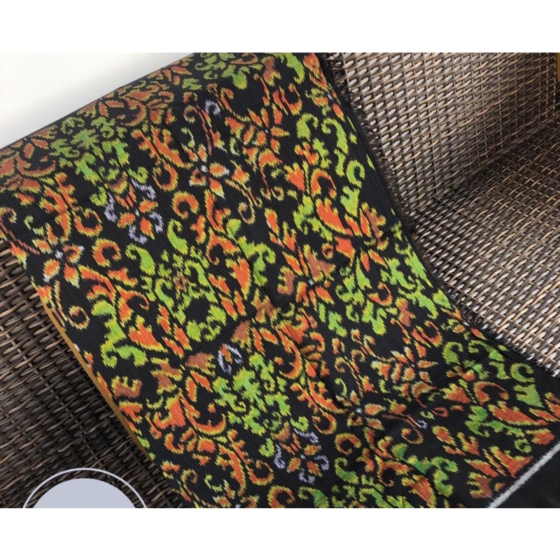 Kain endek tenun alas lasem asli Bali