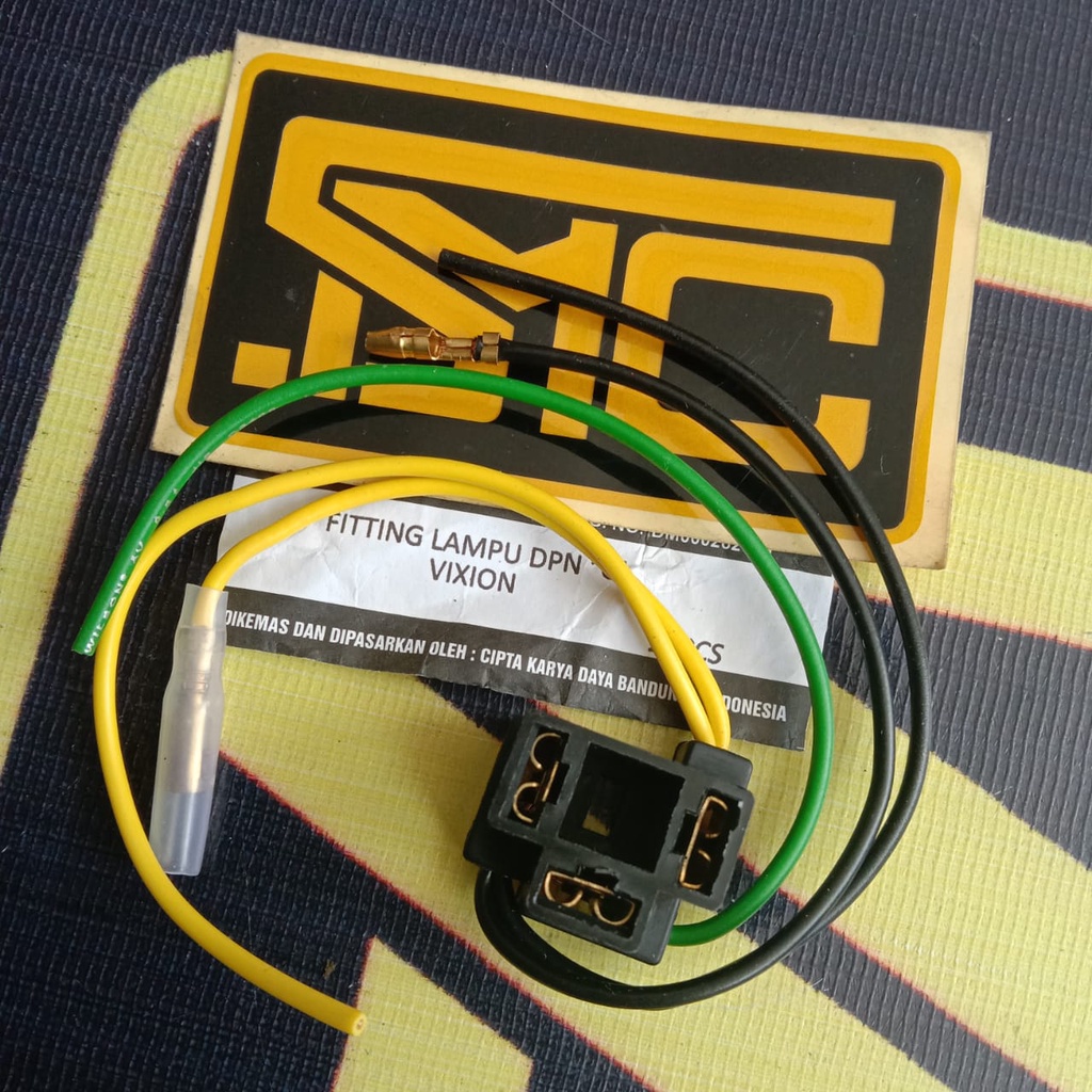 Fitting Soket Lampu Depan Yamaha Vixion