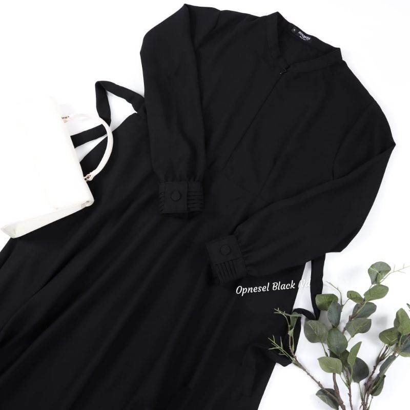 GAMIS SYARI PREMIUM HITAM POLOS