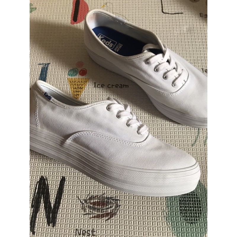Sepatu keds putih original  SOLD OUT