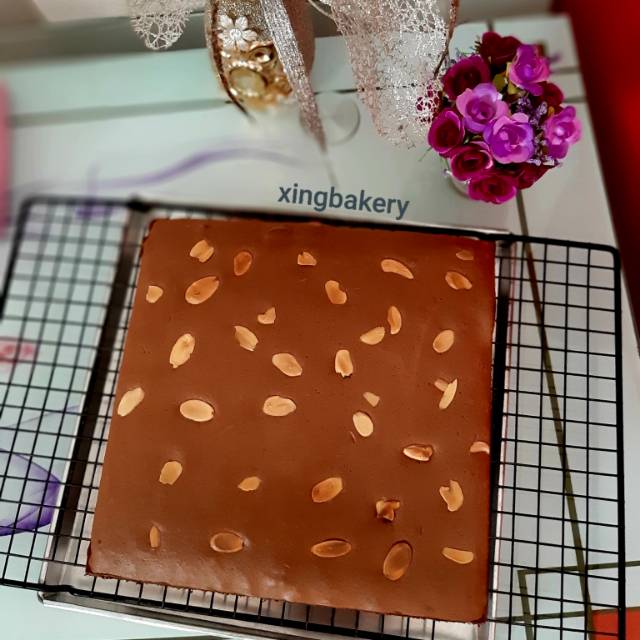 

Chiffon cake coklat almond