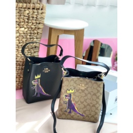 TAS WANITA CH BASQUIAT TOWN BUCKET BAG PREMIUM IMPORT