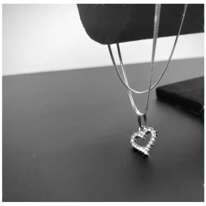 kalung putih free liontin love