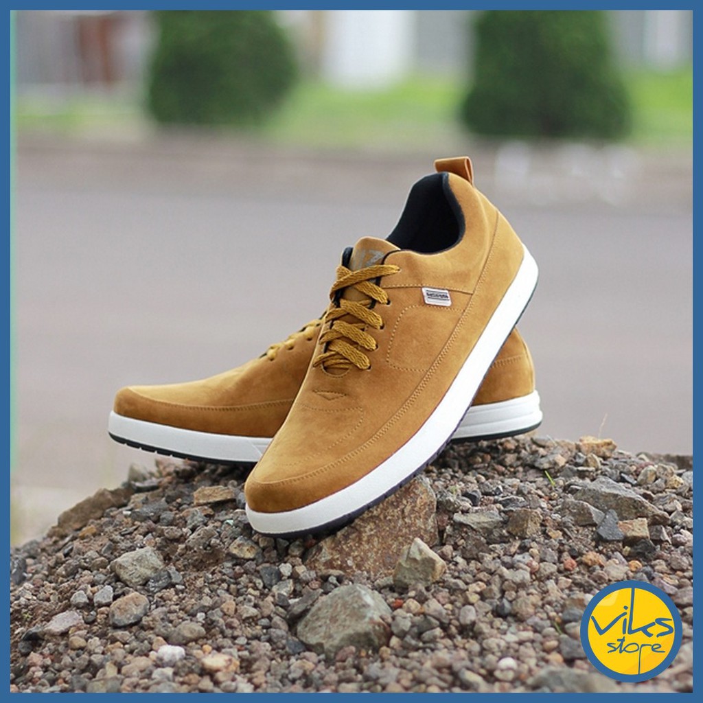 Sepatu Sneakers Pria Cowok Tali Style Casual Distro Kuzatura Original Suede Lokal Premium Elegan Olah Raga