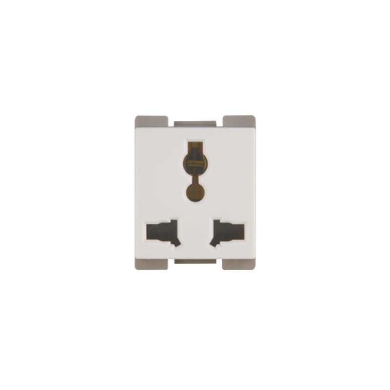 CASA 118 K510UU - White 1/2 Device International Socket Module with Shutter NERO