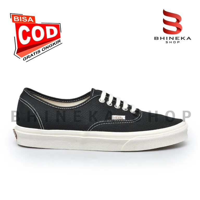 Free Kaos Kaki Sneaker Sepatu Vans Authentic Black White