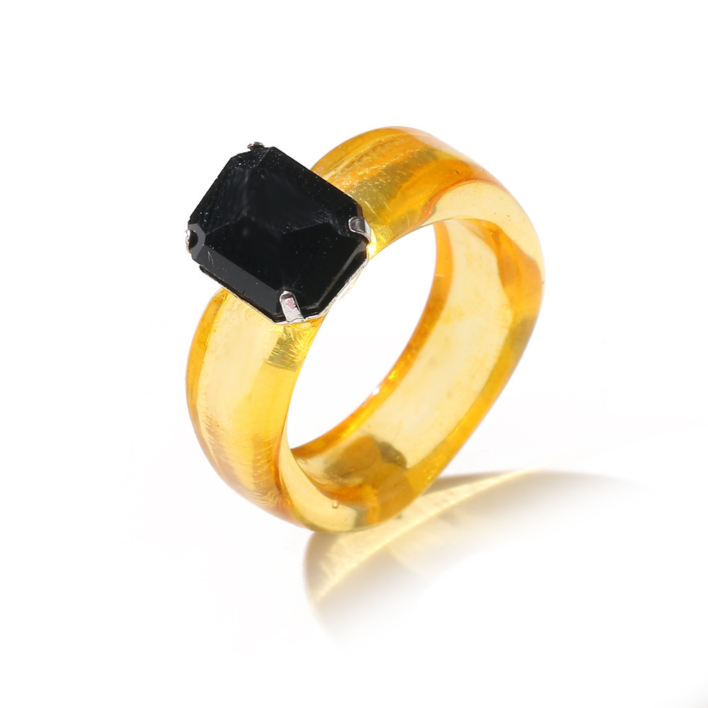 Cincin Jari Telunjuk Bahan Resin Akrilik Transparan Hias Berlian Macaron Untuk Wanita