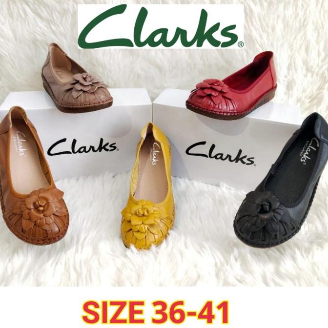 SEPATU WANITA CLARKS FLOWER FLAT 875 MODEL TERBARU