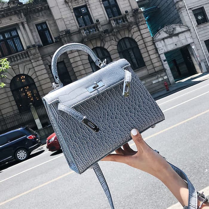 "Tas Wanita Tas Impor Tas Murah Tas Batam Tas Pesta Korea Style C3519 - Silver"