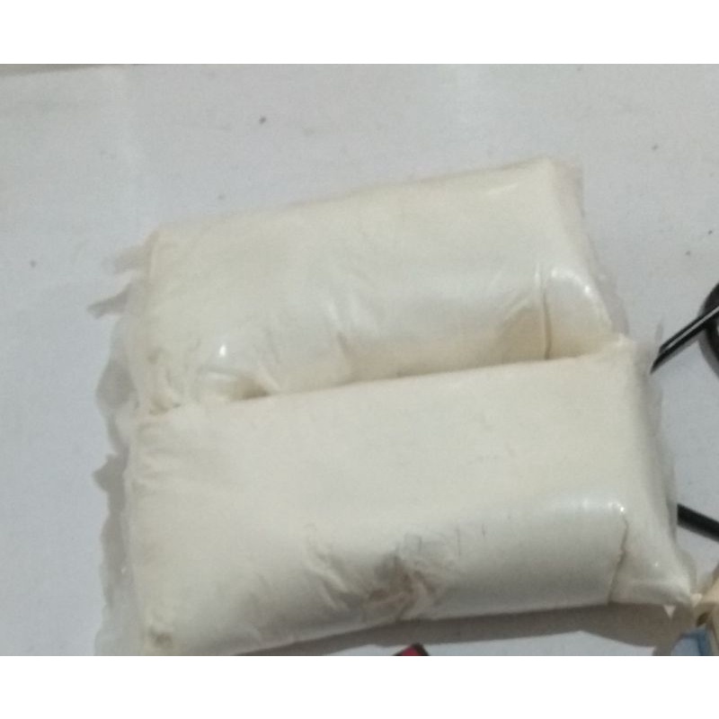 

terigu kiloan lencana merah murmer