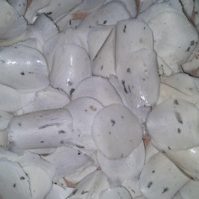

Keripik Opak Singkong Wonosobo, Gurih Renyah, Opak Mentah Koin Mbok Giyem