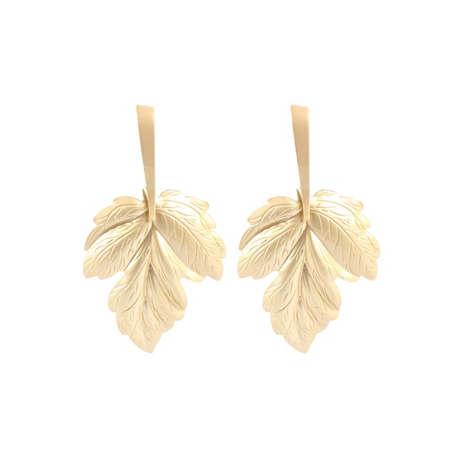 LRC Anting Tusuk Fashion Gold Metal Plated Leaf Earrings F32611