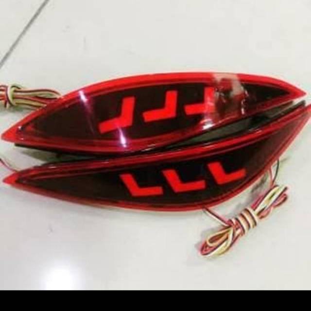 Lampu Reflektor Bumper Rush 2018-2020