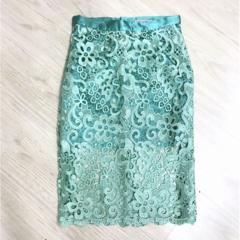 Preloved Leonyevelyn Midi Mint Brokat Skirt / Rok Span Lebaran