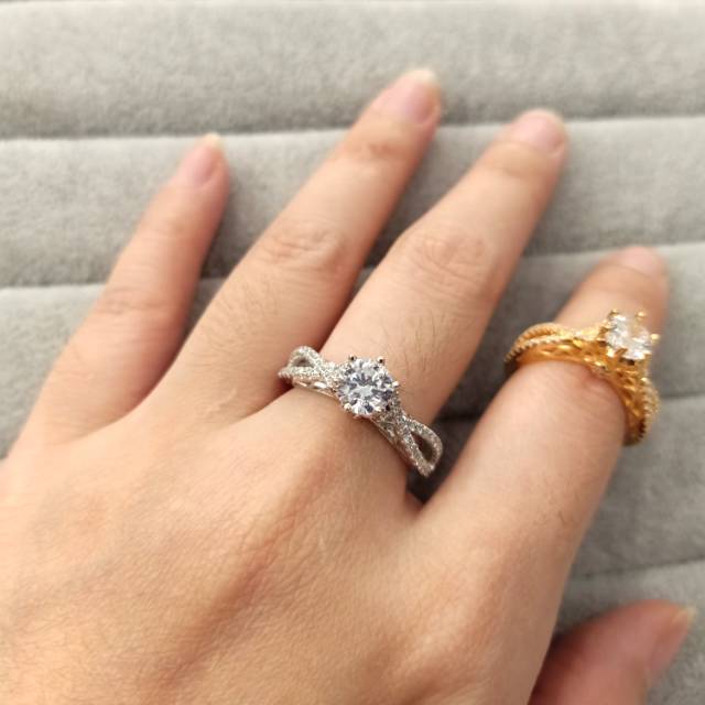Cincin zircon wynn 6903