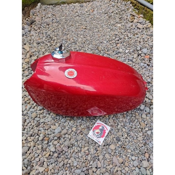 TANGKI CB 100 CB 125 CAT MERAH SETT TUTUP