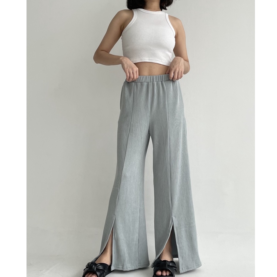 Peach Poppy MOA Knit Pants - Celana Belah Wanita