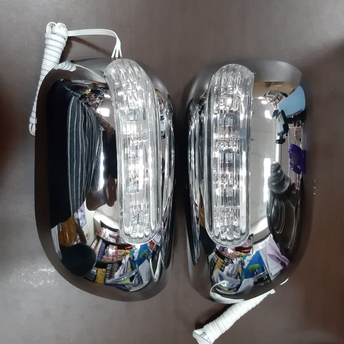 Cover spion lampu mobil toyota Avanza 2008-2011 Spion Cover