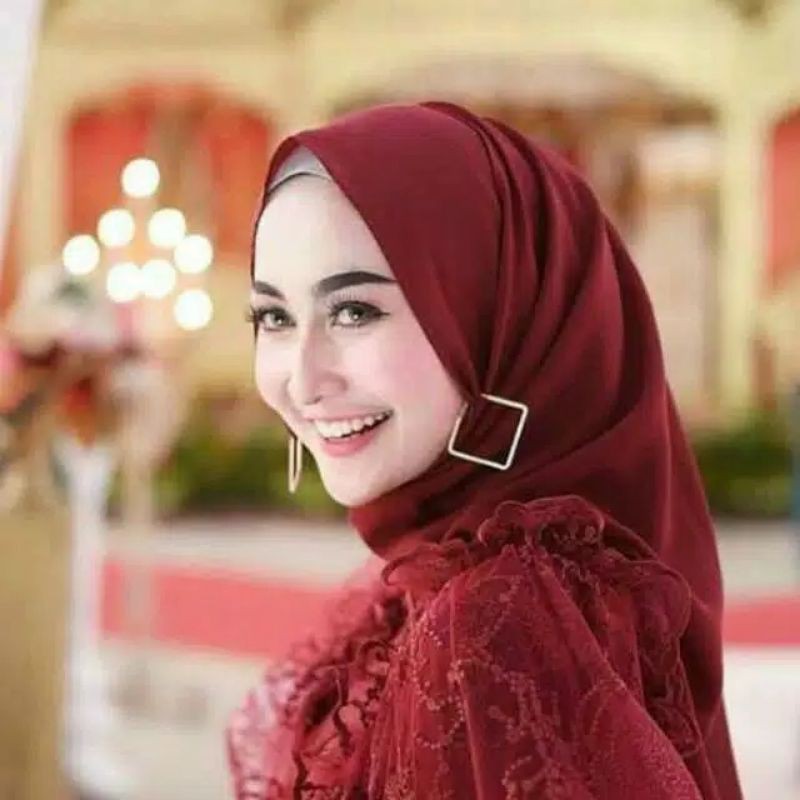 A135 Anting hijab segi 4 besi tebal