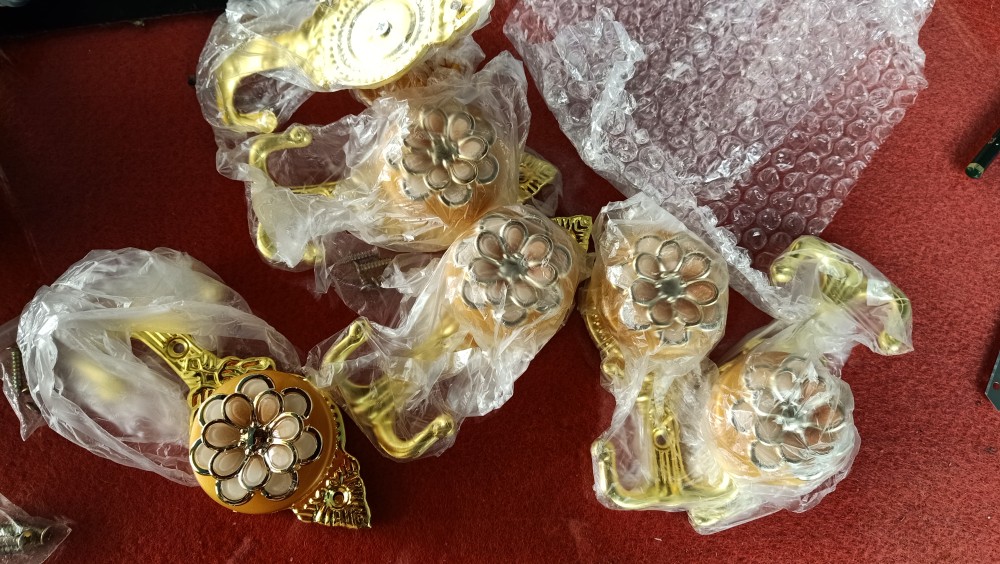 Hook Gorden // Pengait Tali Gorden // Hook Bunga ( Gold )