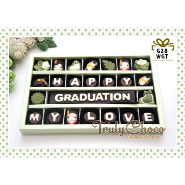 

Kado special cokelat wisuda trulychoco rasa greentea