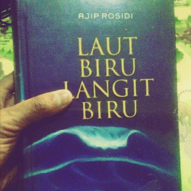 Original Hardcover Laut Biru Langit Biru karya Ajip Rosidi