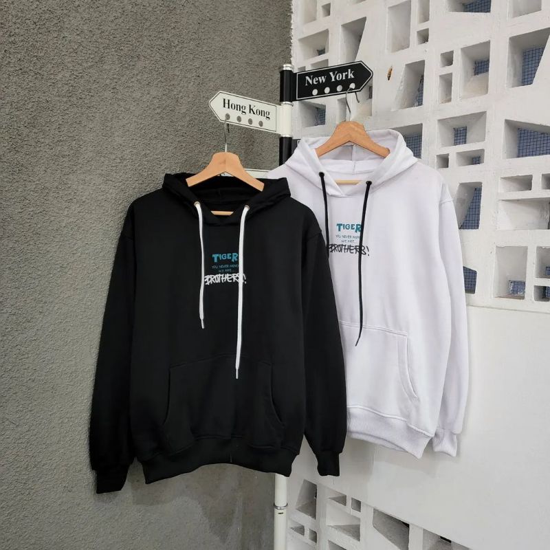 Harga Baju Sweater Couple Bestie Terbaru Oktober 2023 |BigGo Indonesia