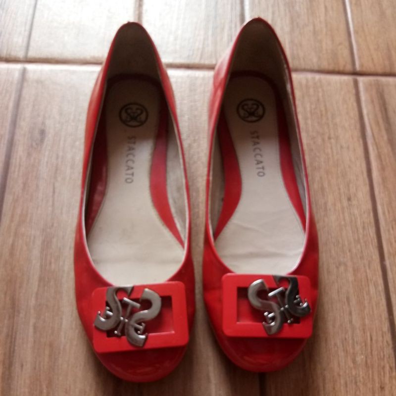 Preloved Sepatu Staccato