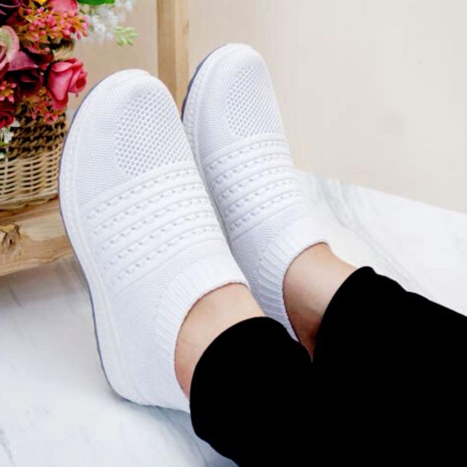 Paling Diminati.. GSW Sepatu Sneakers wanita Flyknit Import wanita Antislip Soft Canvas Slip On snea