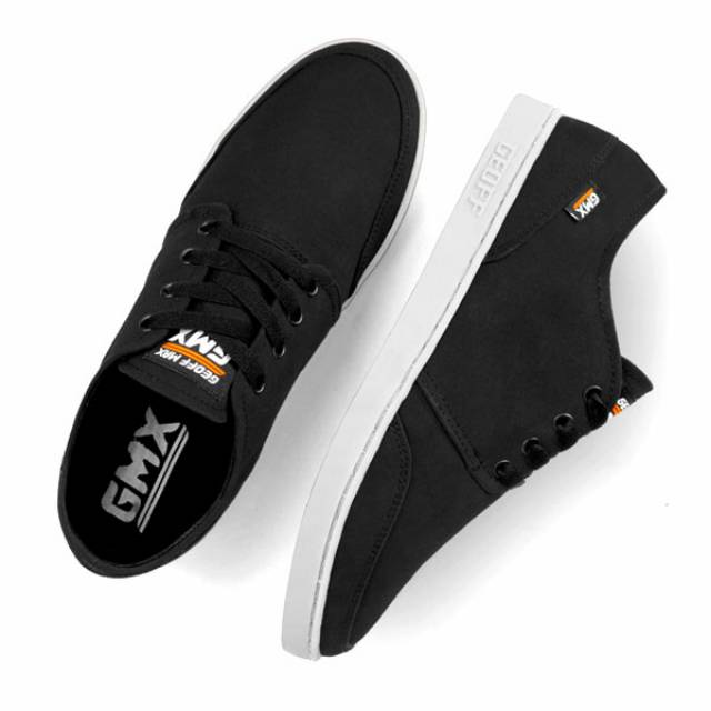 sepatu sneakers geoff max