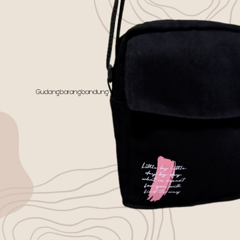 Sling Bag / Tas Selempang Little by Little dengan Resleting Kanvas: Gaya yang Memikat untuk Aktivitas Anda!