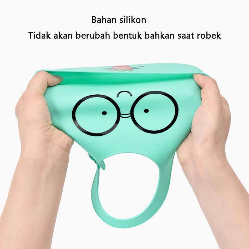 Celemek/Slabber Bayi silicon anti air