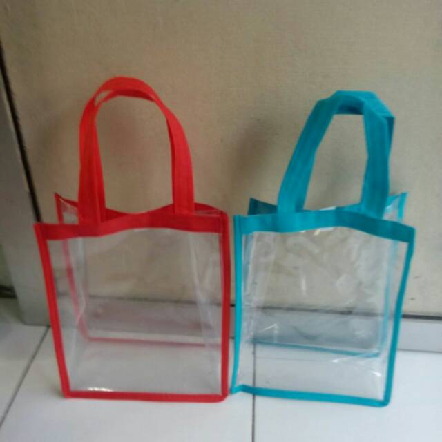 

Tas Ultah mika polos ( uk. 18x18 lbr 14cm )