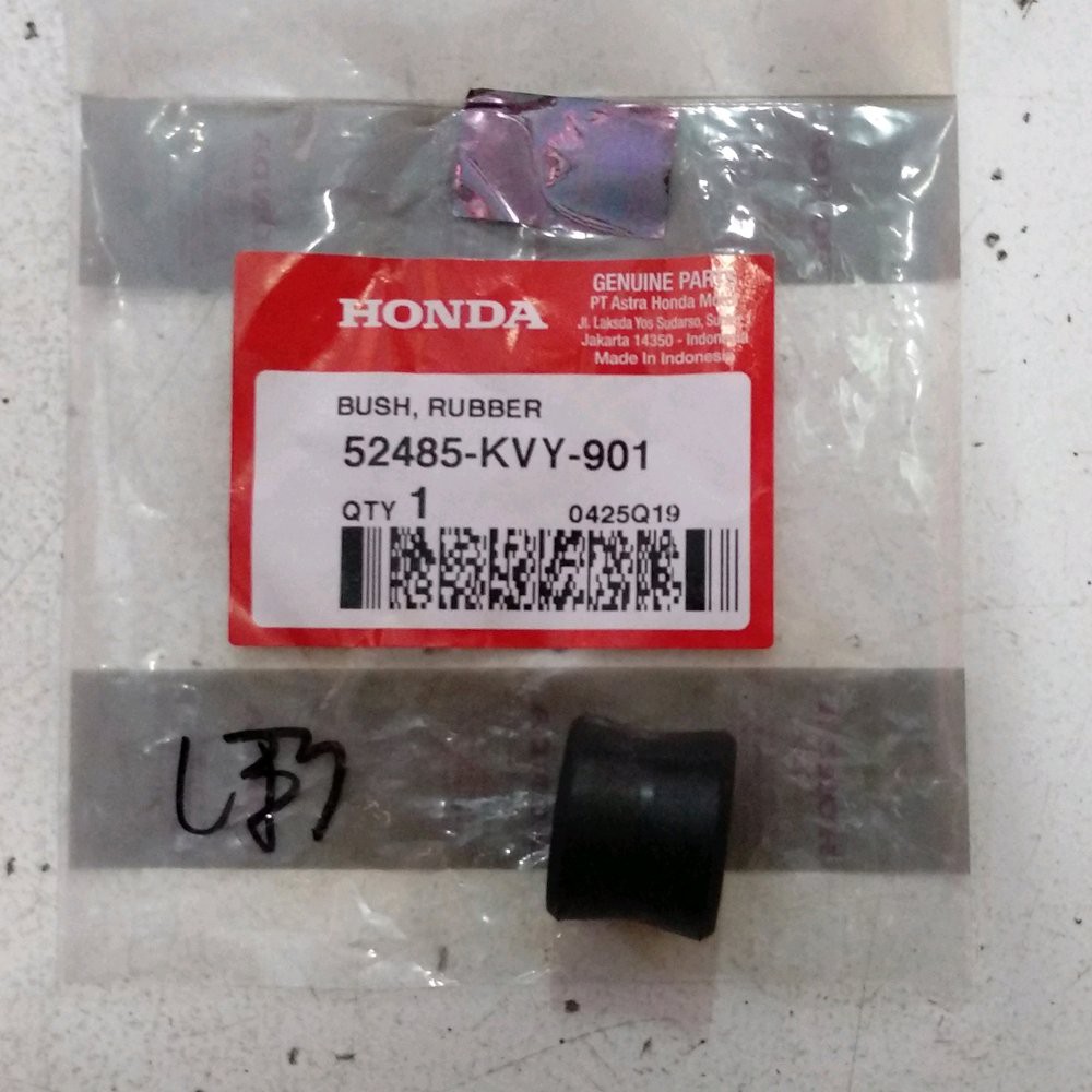 Bush Rubber Karet skok Metic bagian atas AHM 52485 KVY 901