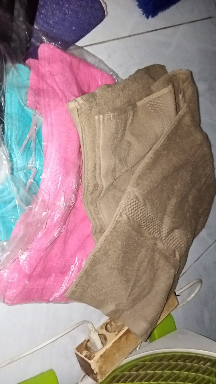 Handuk Mandi Mutia Jumbo 140 X 70 / Handuk Mandi Dewasa Cotton Combed