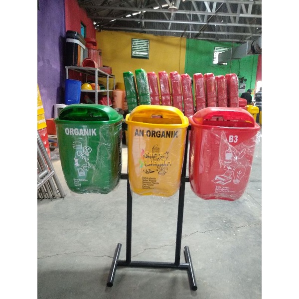 Tempat sampah fiberglass