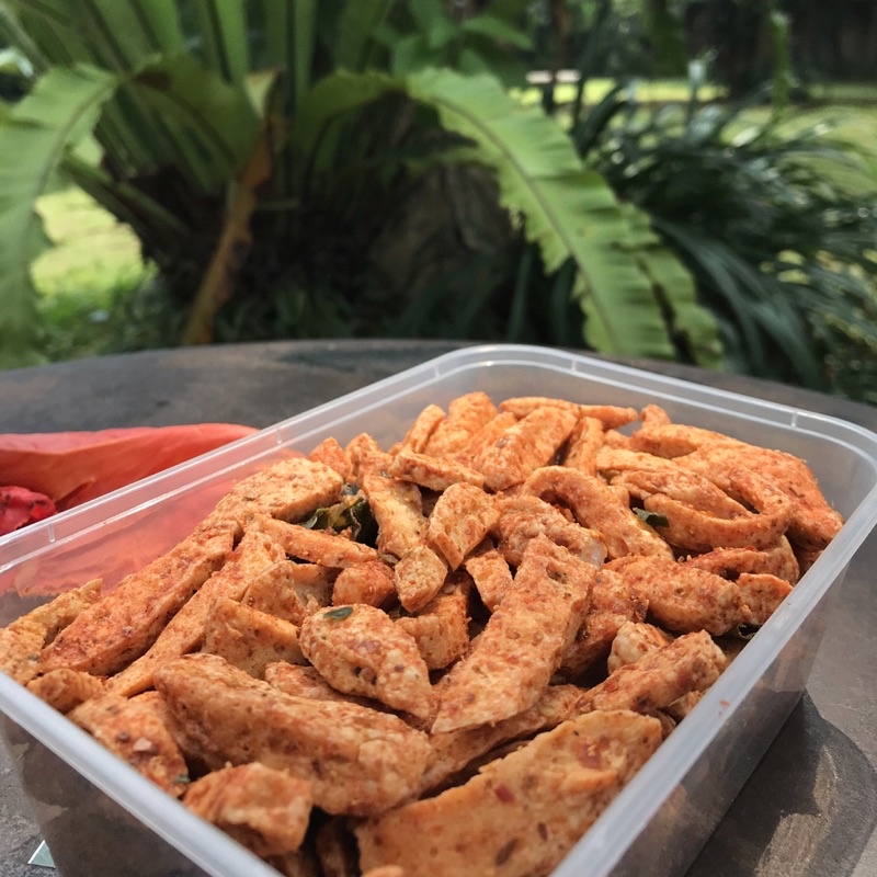 

Basreng Daun Jeruk Pedas Gurih