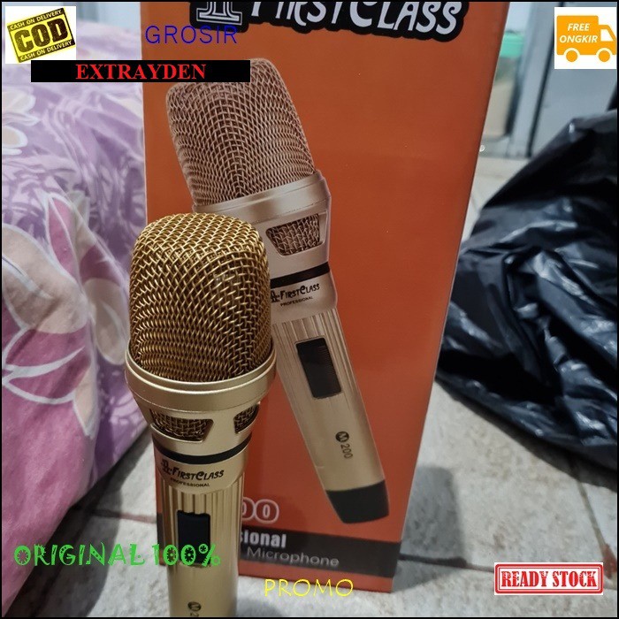 G521 First class Mic kabel dynamic ORIGINAL Microphone besi metal profesional firstclass pro sing cable karaoke vocal audio sound mik pengeras suara mikrophone EMAS golden G521   Bisa buat segala jenis audio sound  WARNA EMAS  Langsung nyala. Tidak menggu