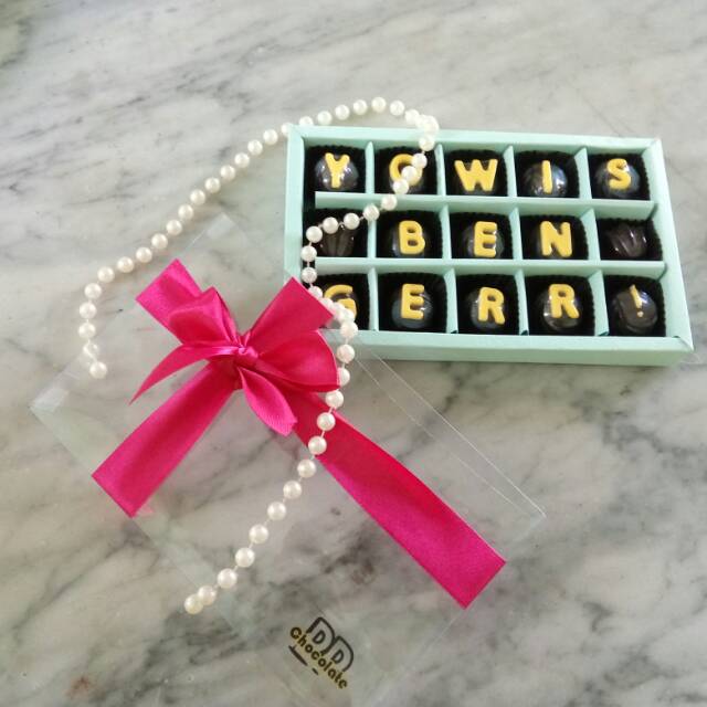 

DD Chocolate (Coklat Praline)