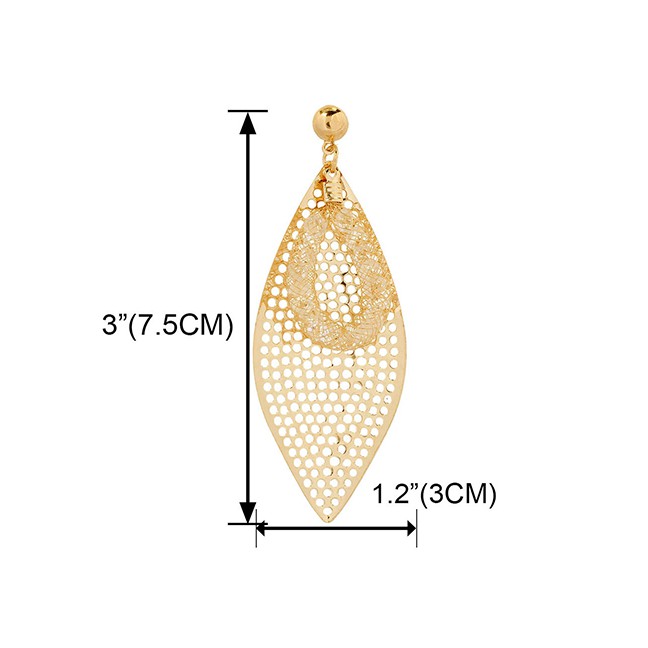 LRC Anting Tusuk Fashion Golden Frosted Mesh Leaf Alloy Hollow Earrings K44456