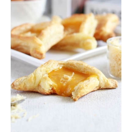 

Pre-Order Kaya Cheese Pastry