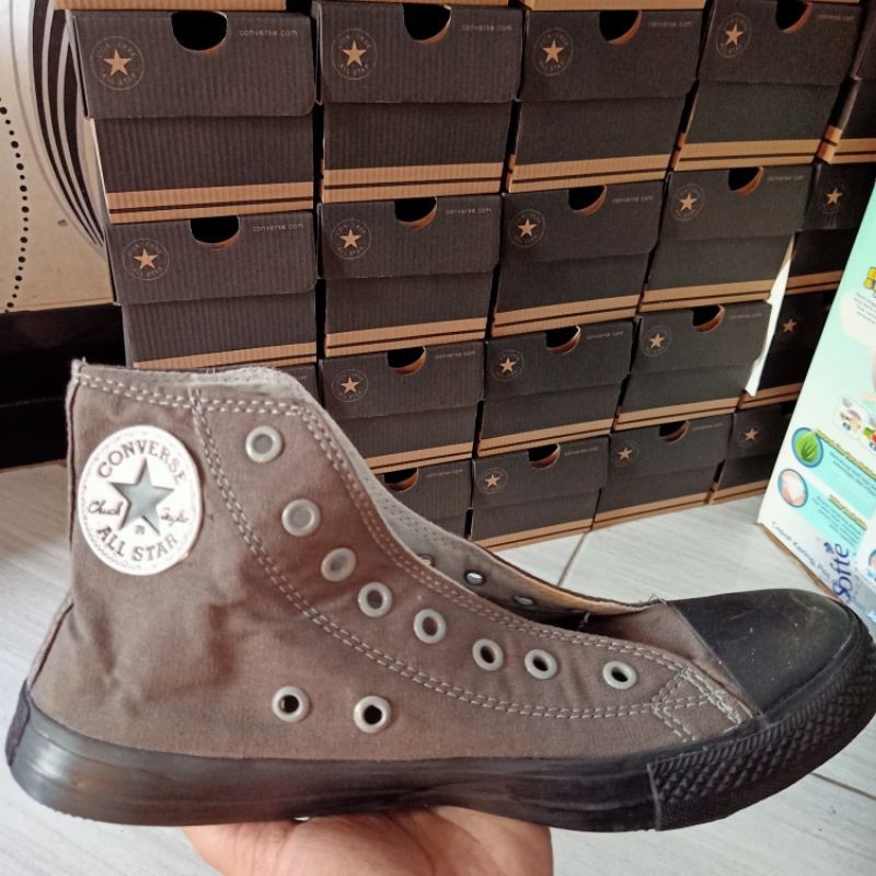 Converse boot black white