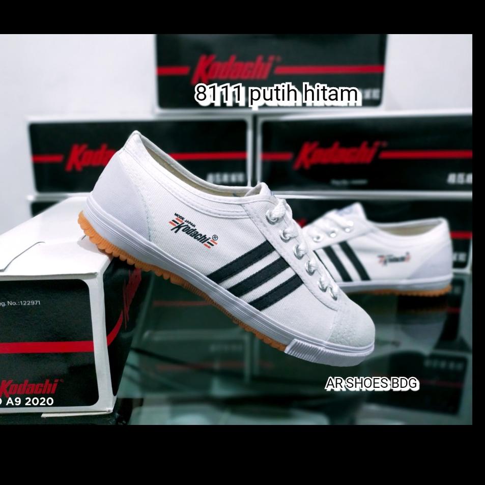 SEPATU KODACI 8111 PUTIH HITAM / SEPATU CAPUNG /SEPATU KODACI /SEPATU OLAHRAGA KODACHI /SEPATU PRIA