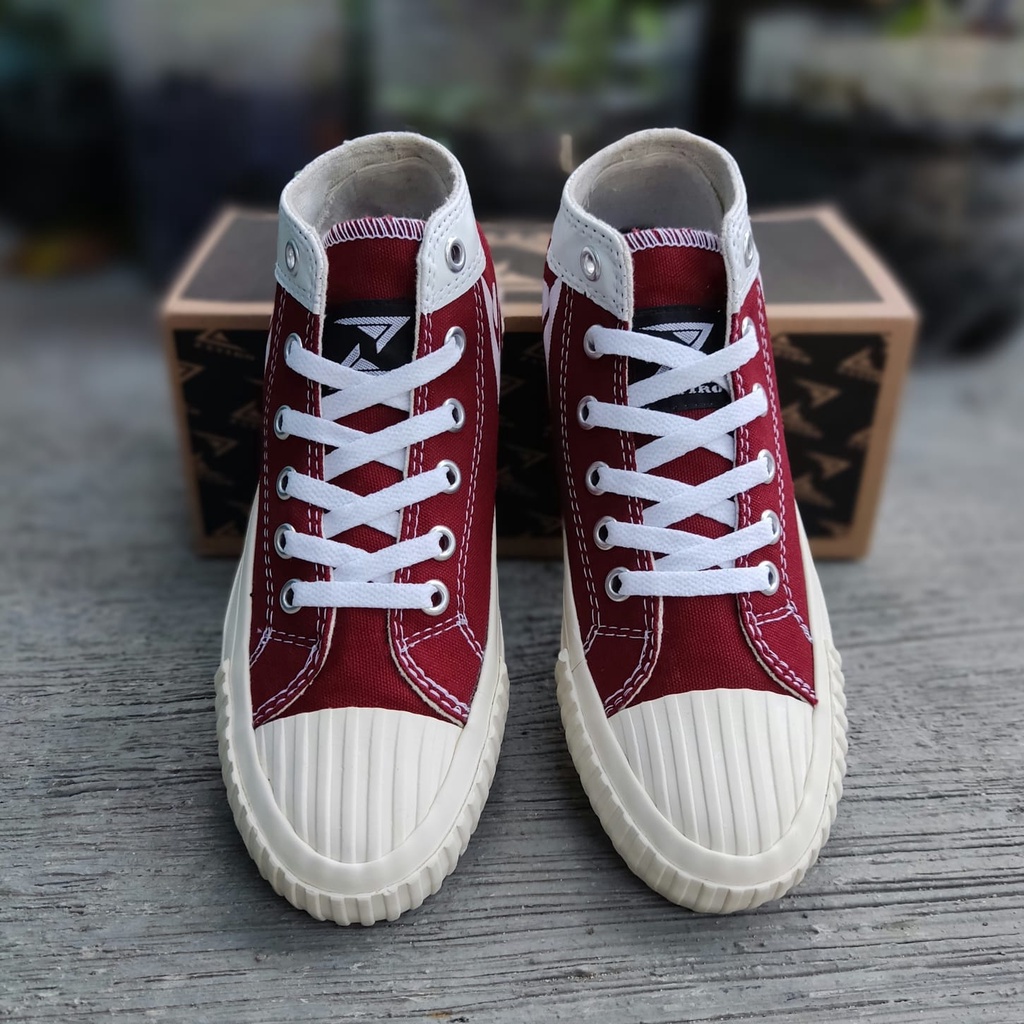 Best Seller !!! Sepatu Sneakers Model Klasik Terbaru 2022 Cowok Cewek Sepatu Casual Styele Fashion Nyaman Dipakai Murah Berkualitas Cocok Untuk Hangout