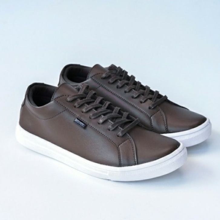 MORNINGBELL SEPATU PRIA SNEAKERS VEGAN BROWN