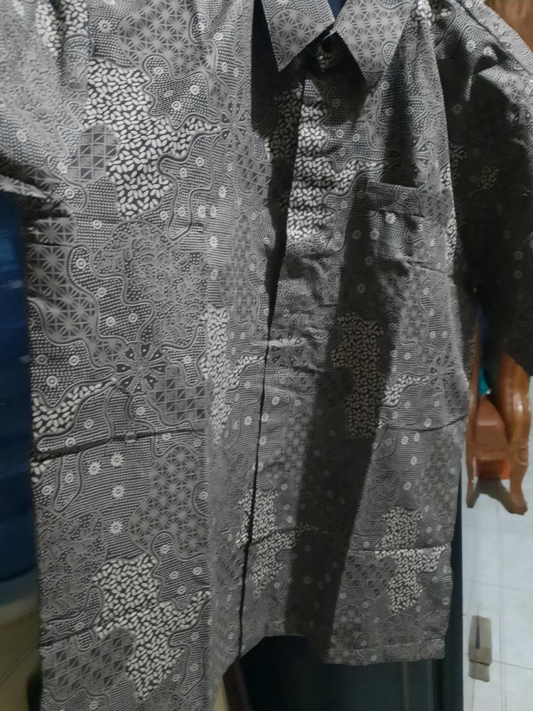 Motif Sekar Jagad #3 Pendek Kemeja Batik Pria Full Furing