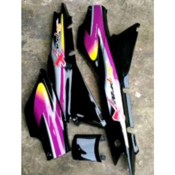 COVER BODY SUPRA X LAMA/ SUPRA X 100 + STRIPING